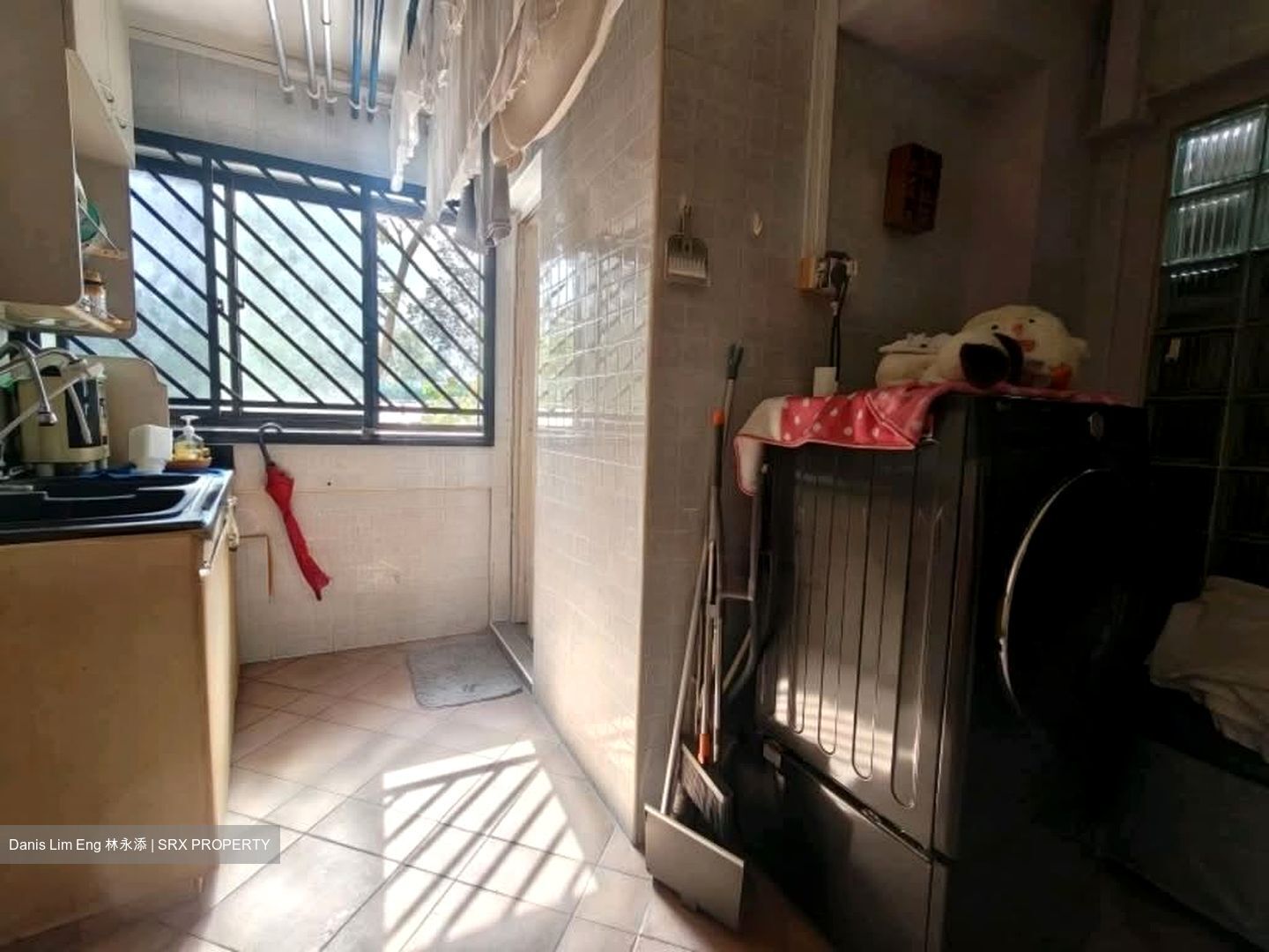 Blk 240 Lorong 1 Toa Payoh (Toa Payoh), HDB Executive #589021691